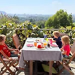 Traumhaus Mit Herrlichem Blick Будинок відпочинку Грац